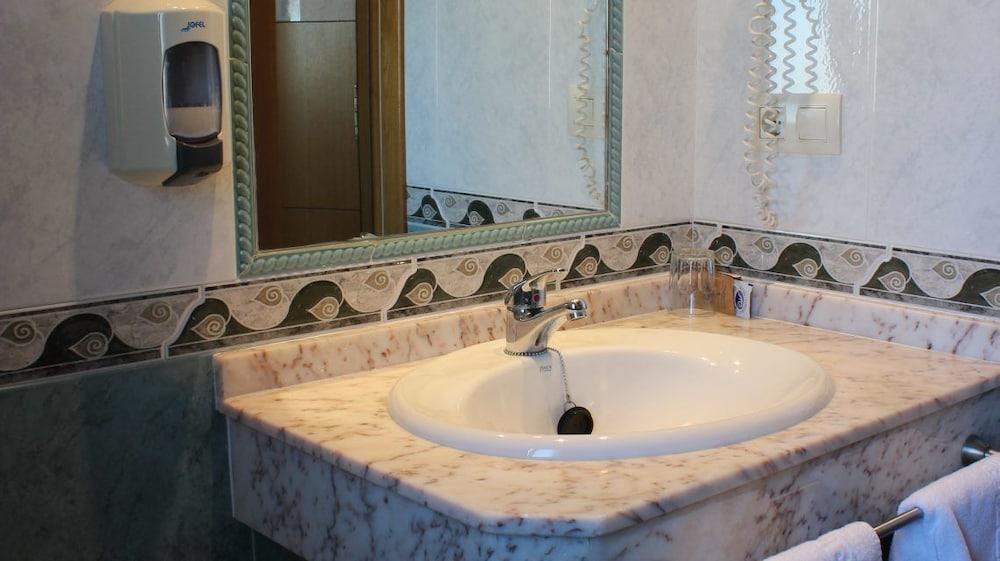 Hotel Maracaibo Портоново Экстерьер фото